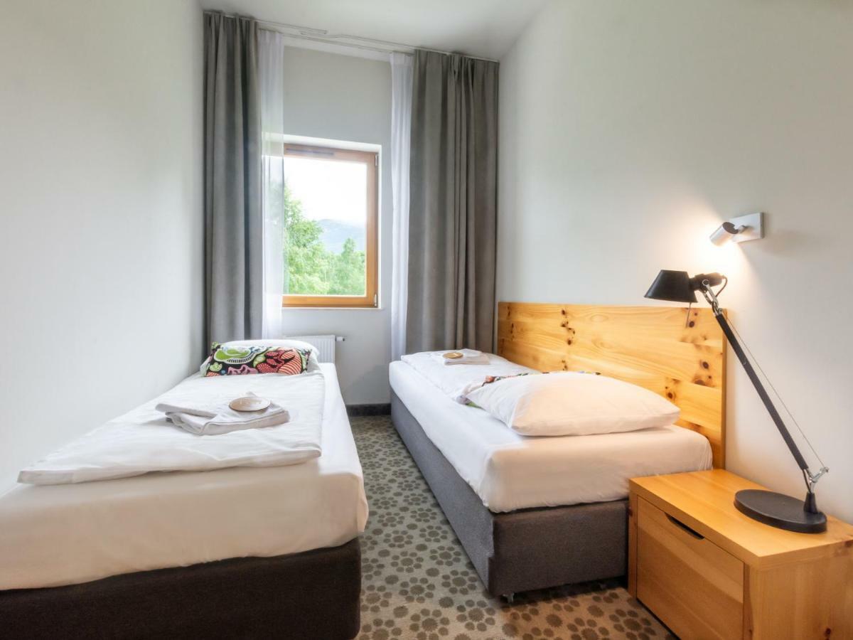 Vacationclub - Cristal Resort Apartament 404 シクラルスカ・ポレンバ エクステリア 写真